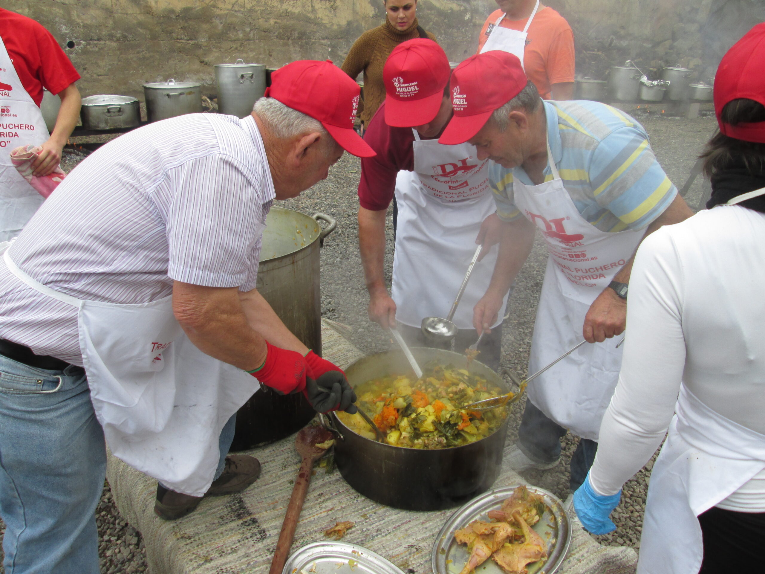 La preparación del Gran Puchero de La Florida 1