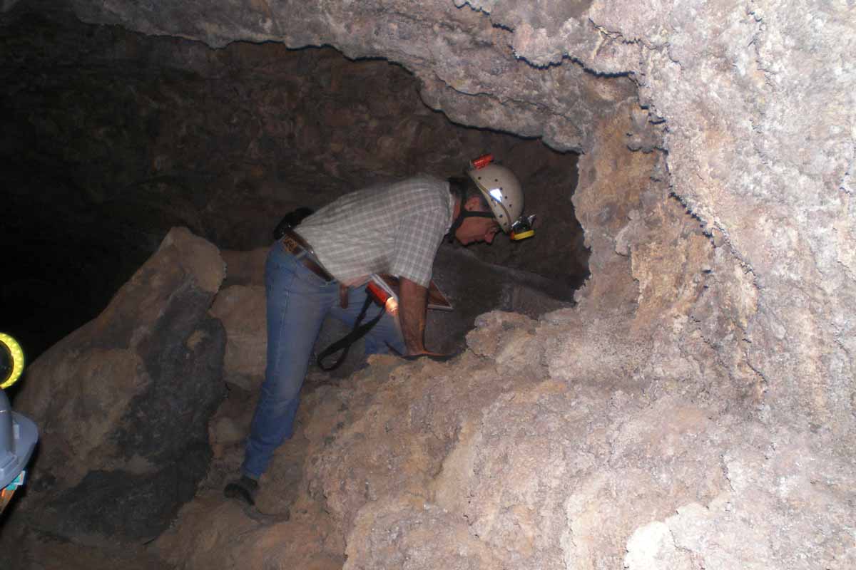 En los tubos volcánicos de la Cueva del Viento