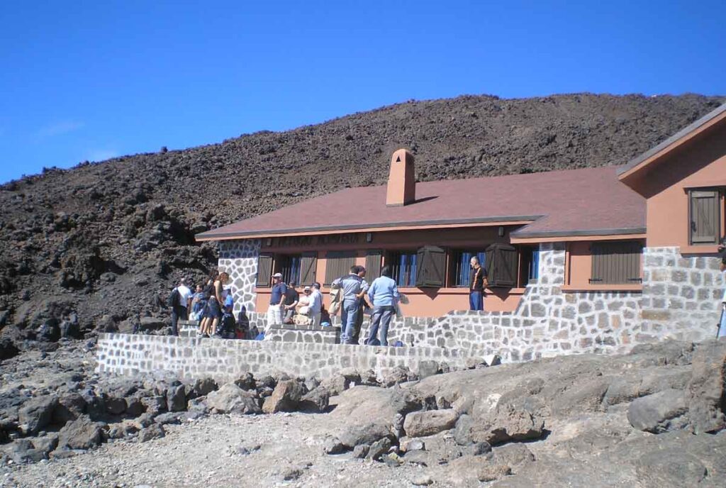 El refugio de Altavista en las Cañadas del Teide