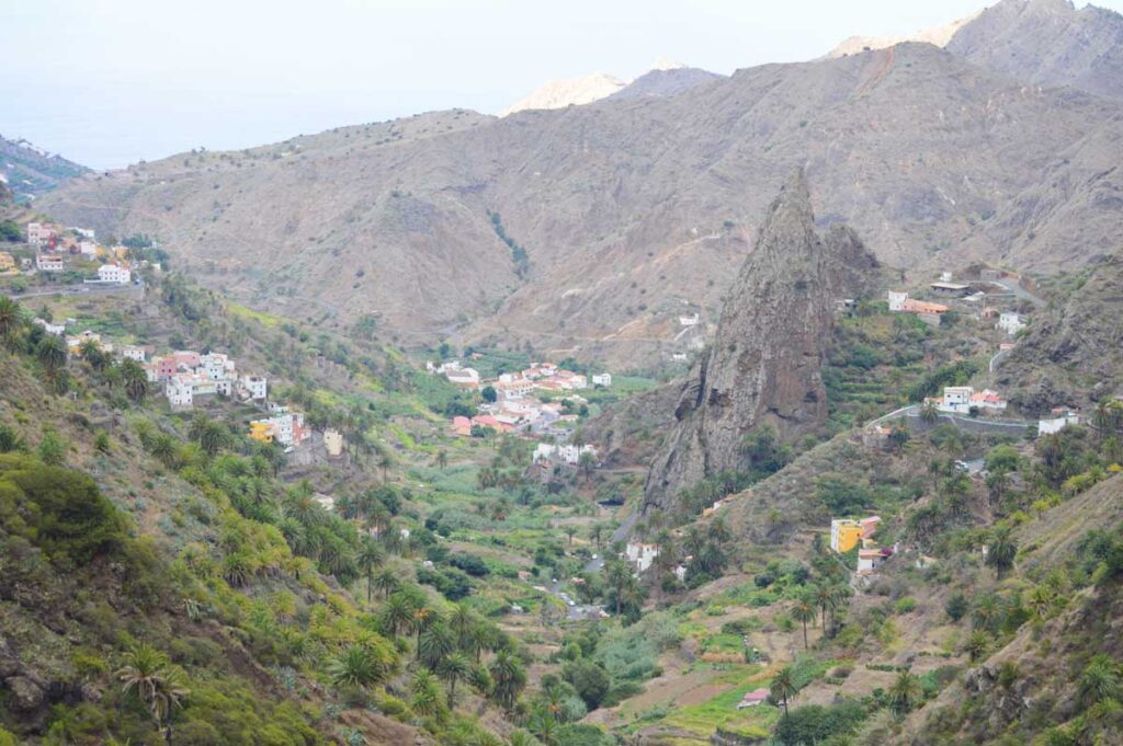 Los Roques de Pedro y Petra en el municipio de Hermigua