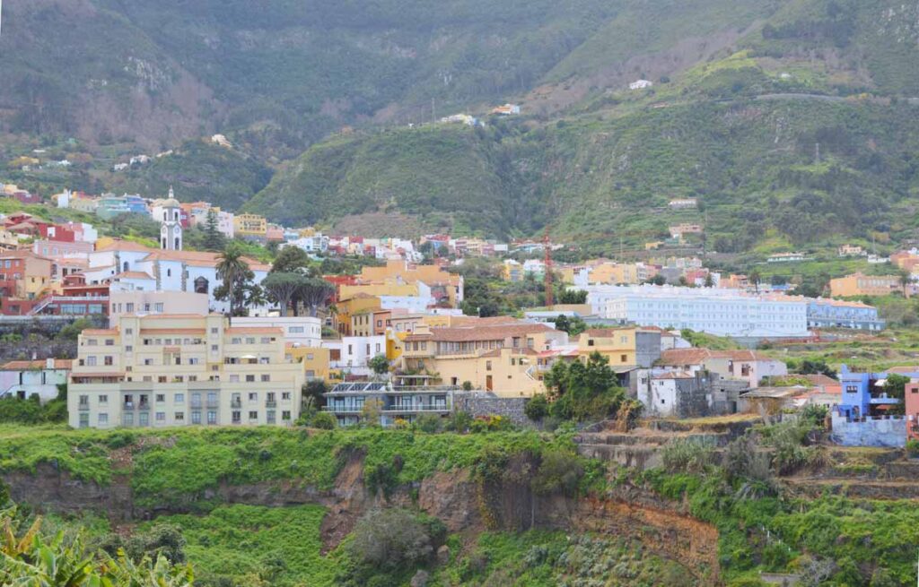 Vista a Realejo Bajo y el Barranco de la Calera desde Realejo Alto 