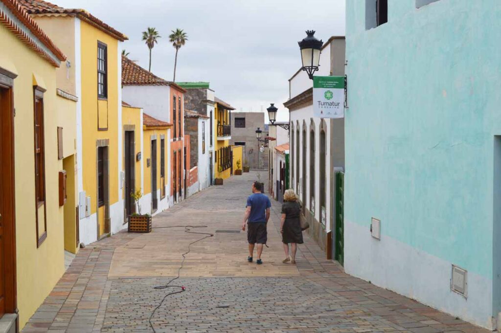 Granadilla; . . . . excelentemente conservadas y un pequeño museo