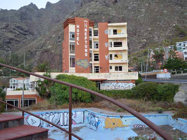 Hotel Neptuno: el estado actual de la fachada