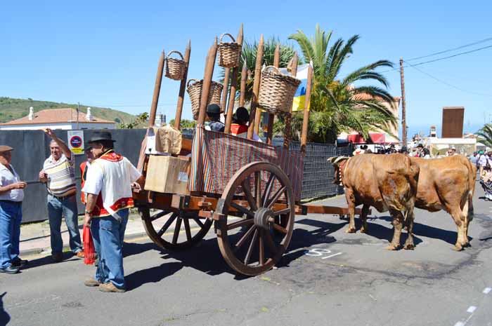 Los últimos preparativos ya están hechos y . . . 