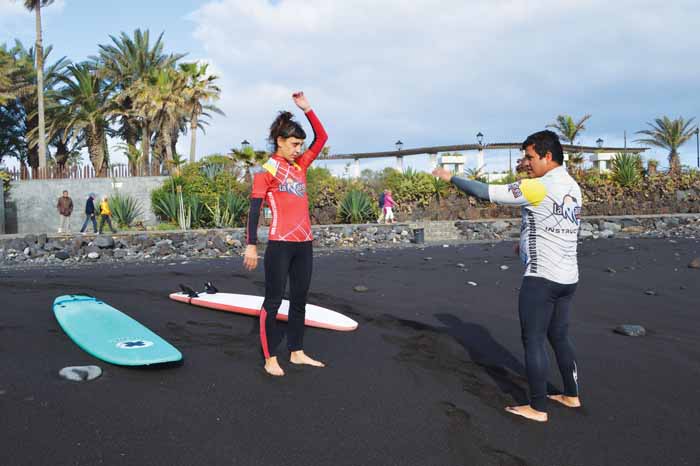 . . . al agua, se hace ejercicios de calentamiento