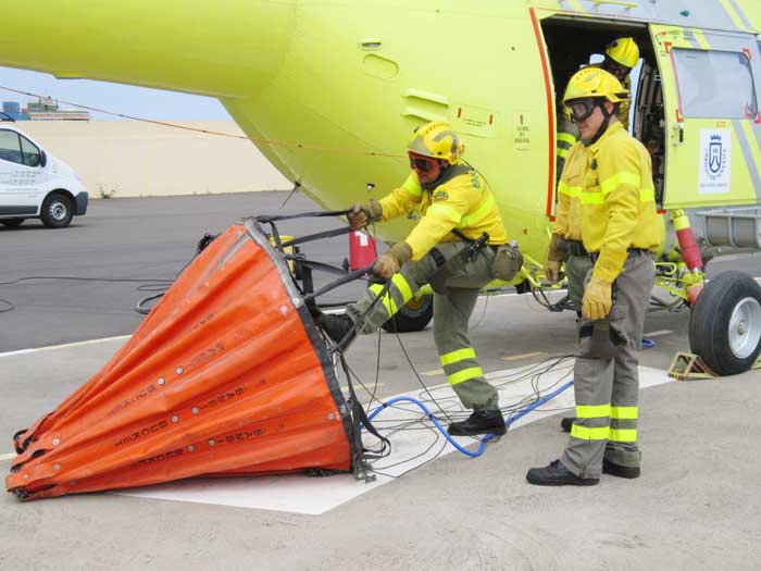  . . el transportable depósito de agua