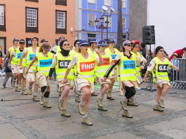 "Fools Militia" en el casco histórico lagunero