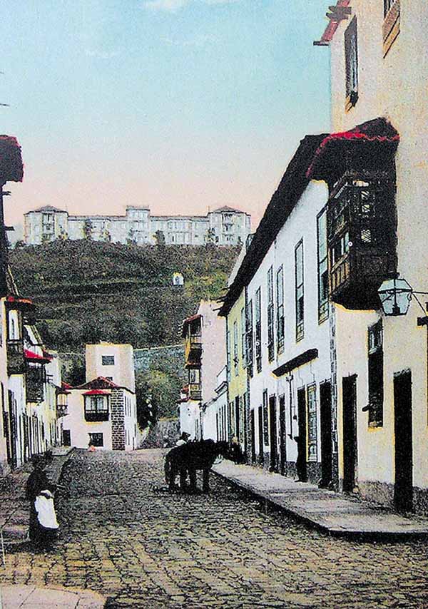 Puerto de la Cruz: vistas al Hotel Taoro 