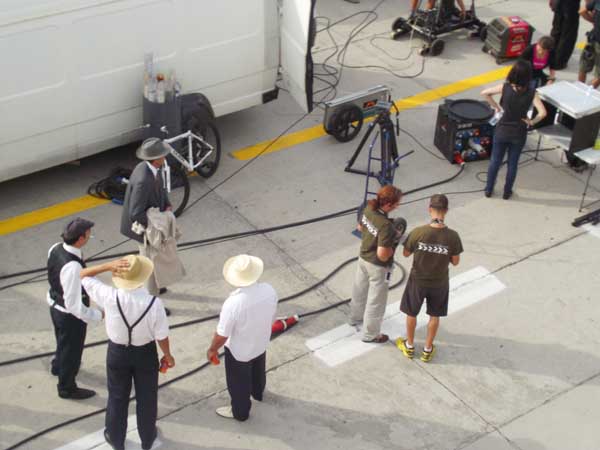 Protagonistas esperando su salida a escena