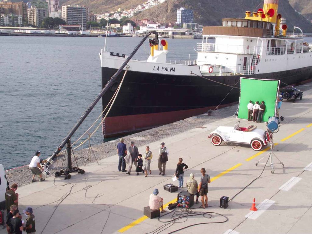 Grabación de una escena en el muelle del puerto de la capital tinerfeña