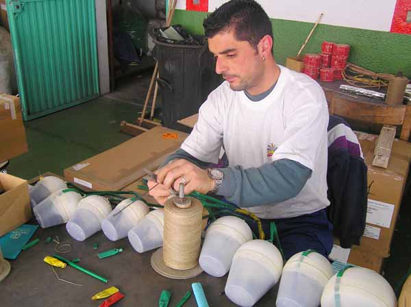 . . . fuegos artificiales puedan cumplir su tarea