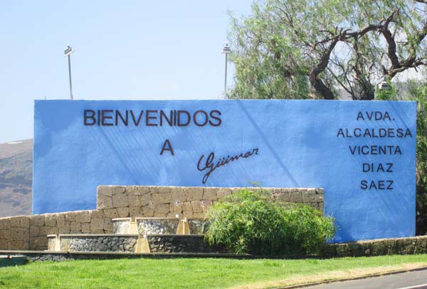 El lado izquierdo de la carretera a Güímar