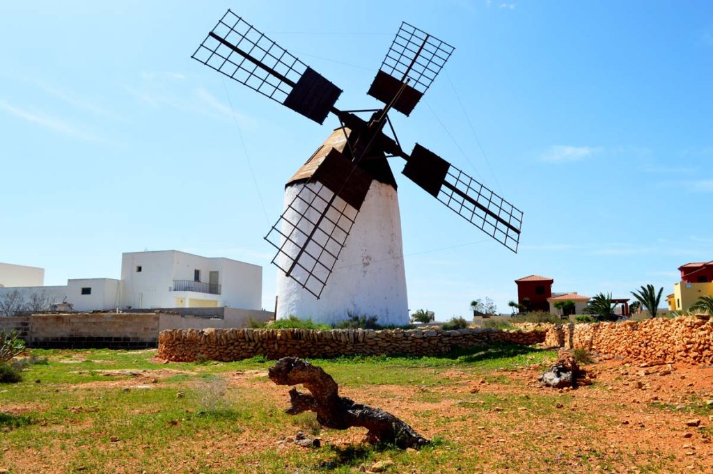 Molino en los alrededores de Antigua