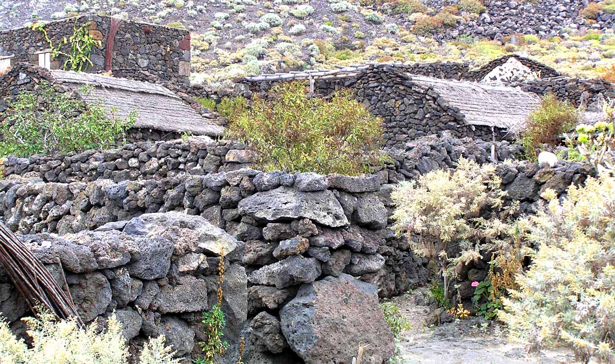 Las casas antiguas del Eco-Museo Guinea de El Hierro