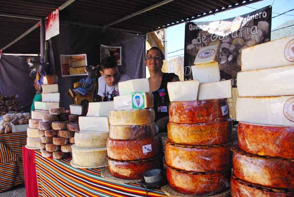 En primavera hay una feria de queso en Pinolere