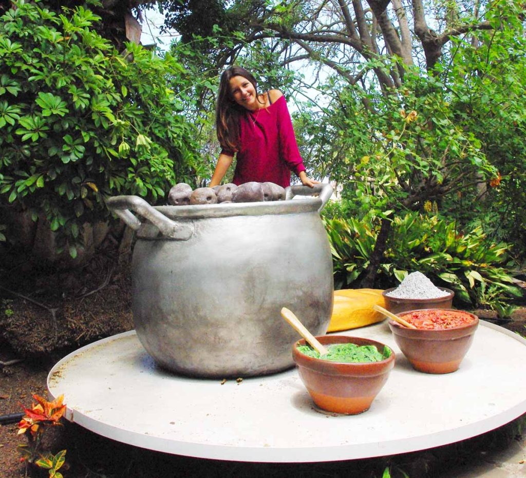 Por supuesto, papas arrugadas y mojo no deben faltar en el Jardín de Jauja