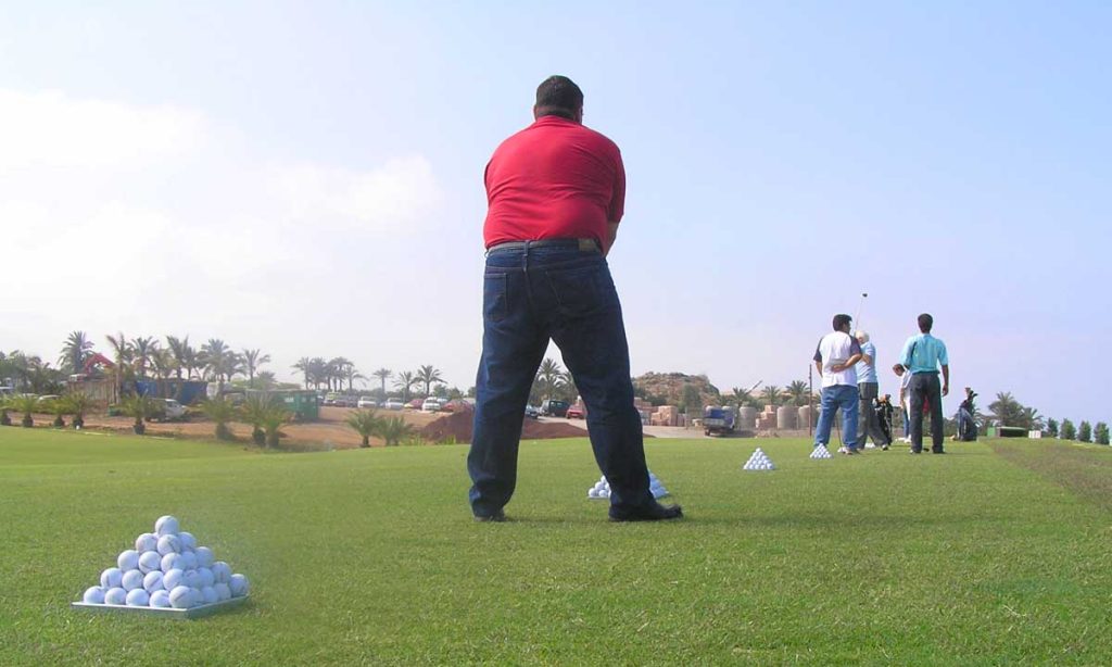 En el golf, la concentración es esencial 