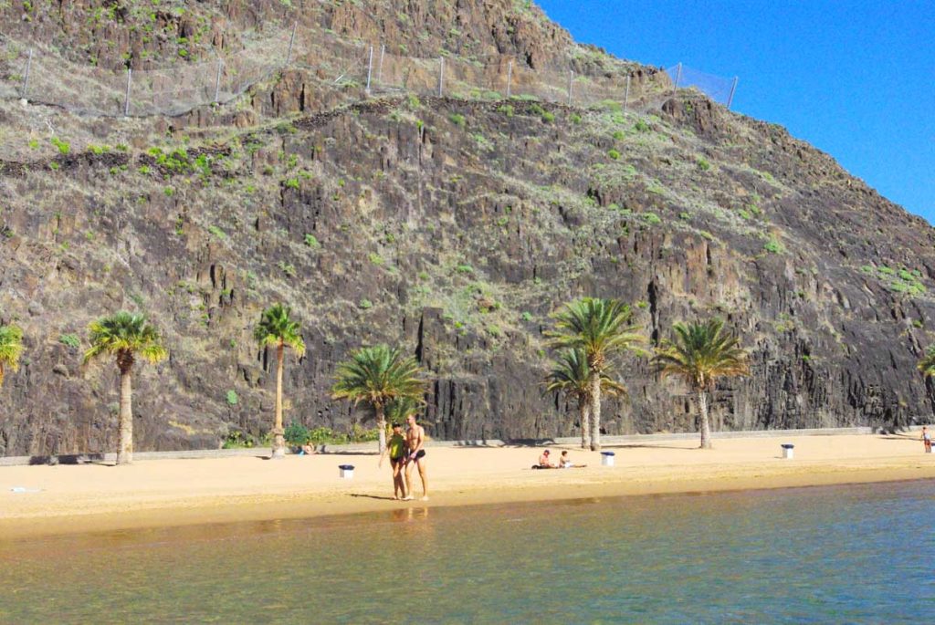 La hermosísima playa invita a caminar y descubrir sus encantos desde cerca